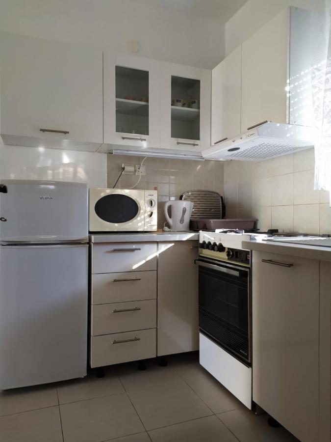 Apartmani Vjeko Vir Exterior photo