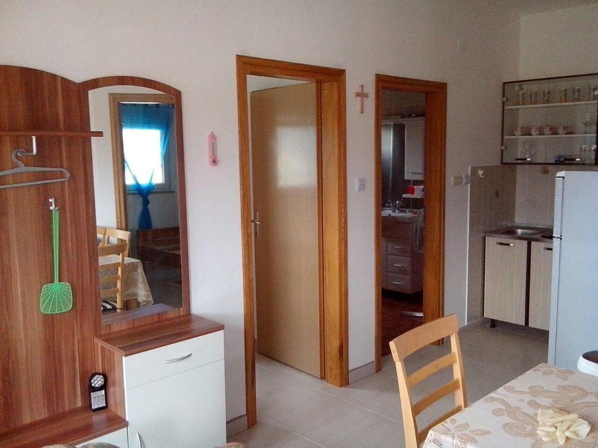 Apartmani Vjeko Vir Exterior photo